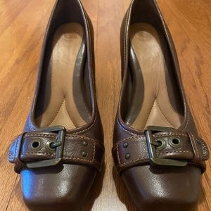nurture by lamaze shoes
